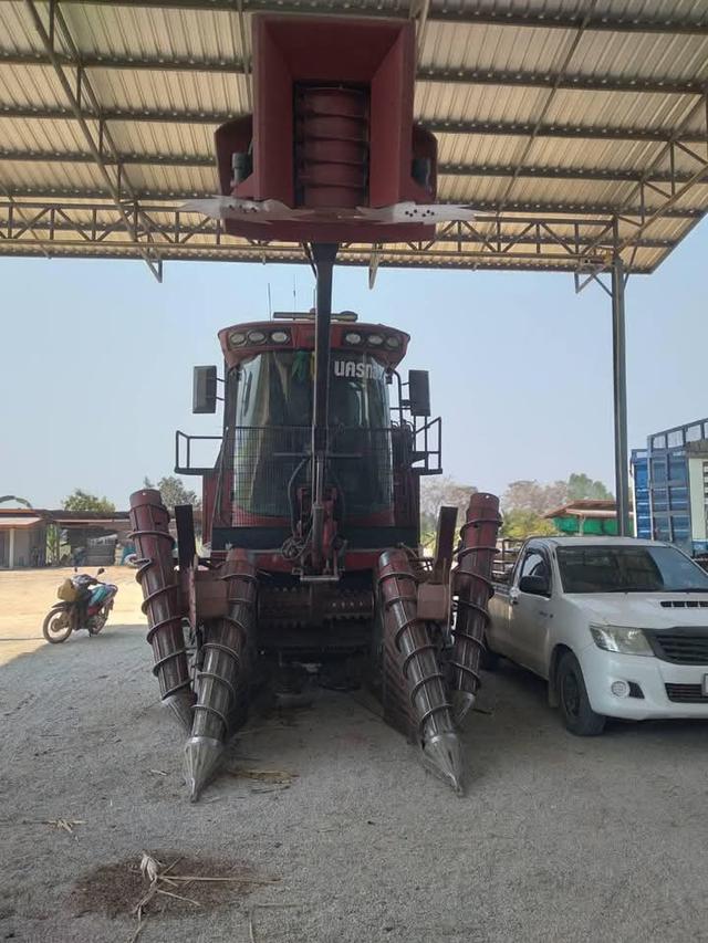 ขายรถตัดอ้อย Case IH A8000 ปี 2014 3