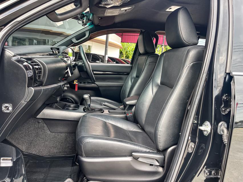 ขาย Toyota Revo 2.4Prerunner ปี19 13
