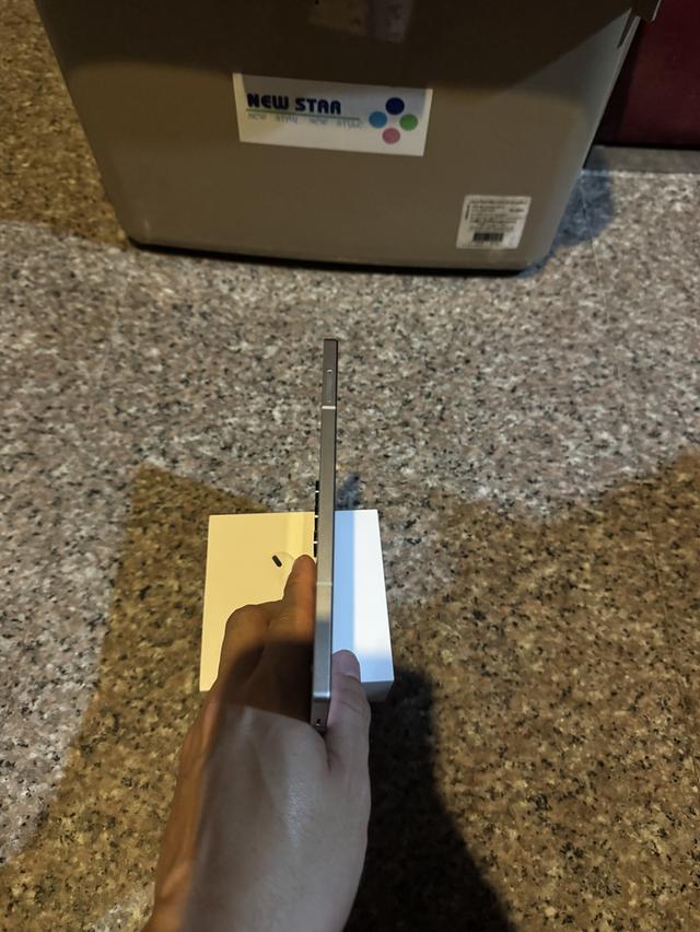 ขายๆๆๆถูกSamsungFold6สีหายากSilver Shadow 512กิ๊กสูนTrueสภาพสวยการใช้งานดีเยี่ยมทุกๆฟังชั่นเครื่องรีสโตได้ตลอดไม่มีติดแอคเค้าใดๆคับ ( จอขาวจั๊วไม่มีจุ รูปที่ 5