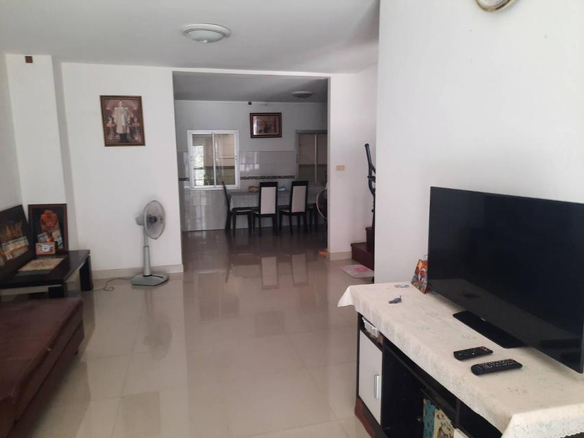 บ้านทรายแก้วบ่อวิน 331 ทาวเฮ้าน์ 2ชั้น 3นอน 2น้ำ 1จอดรด 5