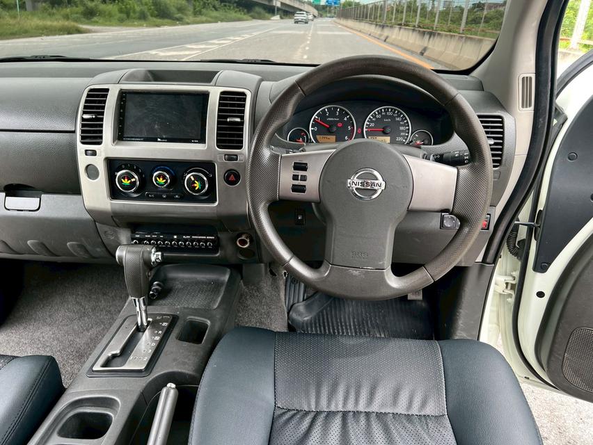 Navara 2.5 LE king cab ปี2013 จด2015 เกียร์ auto 13
