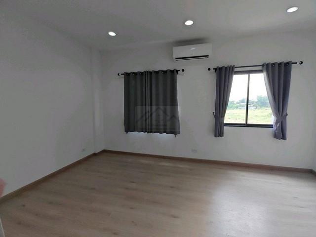 ให้เช่าทาวน์โฮม 3 ชั้น 4 ห้องนอน โครงการพรีเมียม เพลส พหลโยธิน-รามอินทรา ติดถนนเทพรักษ์ ใกล้ BTS สายหยุด สะพานใหม่ 6