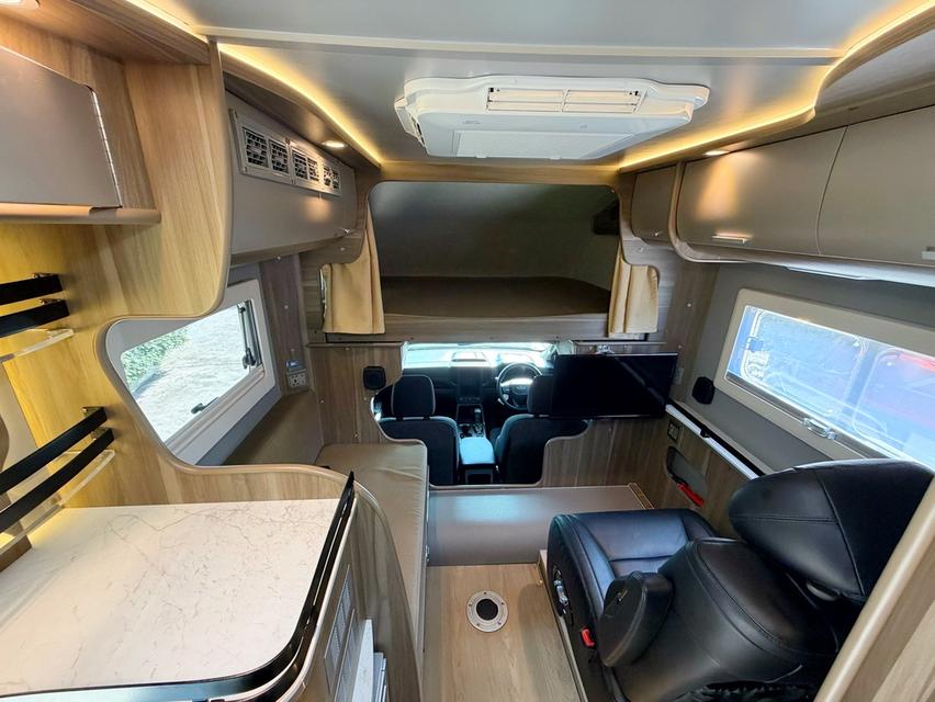 2023 FORD BETA MOTORHOME รถมือเดียวออกป้ายแดง รถวิ่งน้อยเพียง 9,000 กม รถไม่เคยมีอุบัติเหตุครับ รูปที่ 6