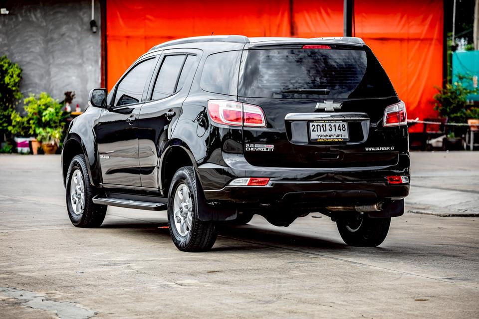 CHEVROLET TRAILBLAZER 2.8 LTZ 4WD ปี 2013 สีดำ มือเดียว รถครอบครัว 7 ที่นั่ง 8
