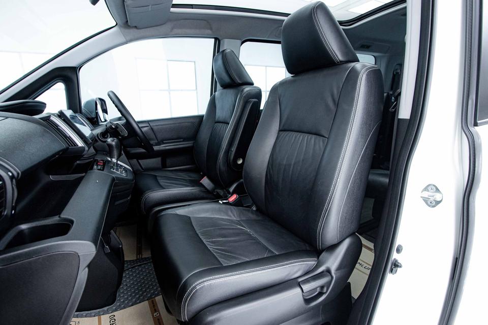 HONDA STEP WAGON SPADA 2.0 SUNROOF 2014