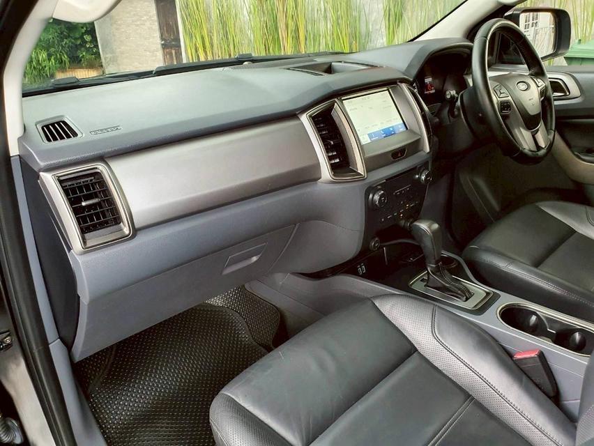 #FORD EVERREST 2.2 TITANIUM 2WD ปี 2017 สีดำ✔️เกียร์ A/T #มีประกันชั้น1  ราคา 499,000 บาท สอบถาม 085 337  55  37 9