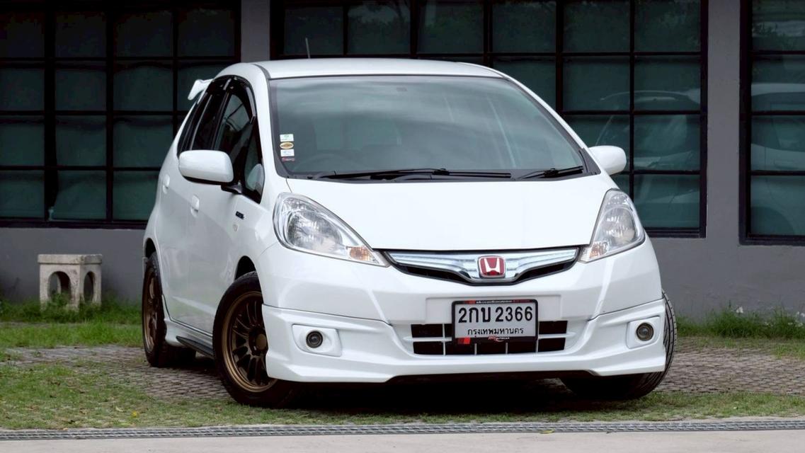 รหัสรถ TKG2366 HONDA JAZZ GE 1.3 รุ่น HYBRID 2013 9