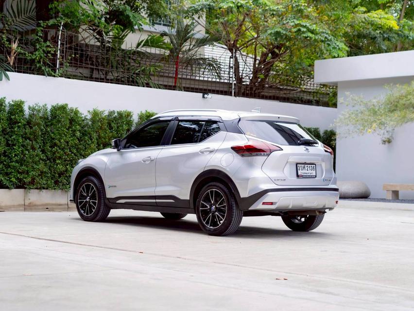 Nissan Kicks 1.2 V ปีจด 2023 2