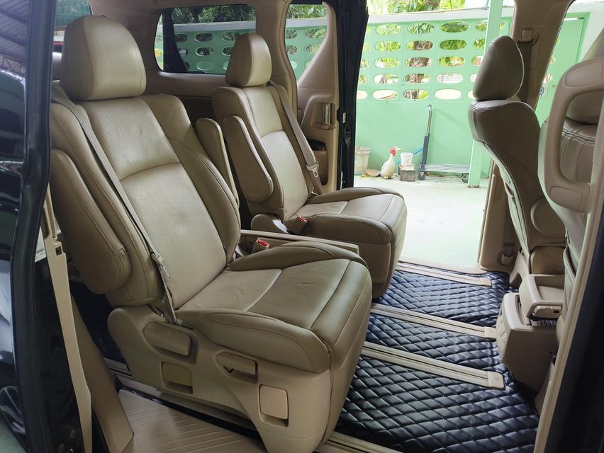 Toyota Vellfire 2.4 V ปี 2013  รุ่น คศ. 2009 12