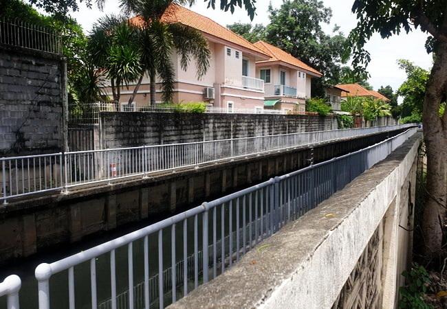 ขายที่ดิน ซอยลาดพร้าว 87 ถนนประดิษฐ์มนูธรรม เนื้อที่ 107 ตร.ว. ถมแล้ว 10