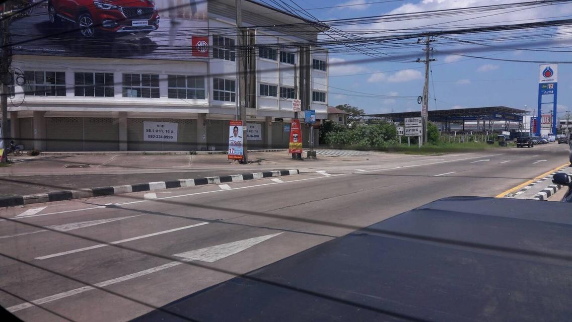 ตึกที่อุบล ขายอาคารพาณิชย์สามชั้น 1 คูหา  ห้องหัวมุม แยกหนองตาโพน  อ.เมือง จ.อุบล 23 ตรว.  ขายราคา​ 4.75 ล้านบาท รวมค่าโอนแล้ว 5