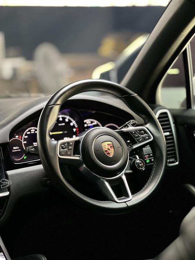 porsche Cayenne 3.0 E Hybird 6