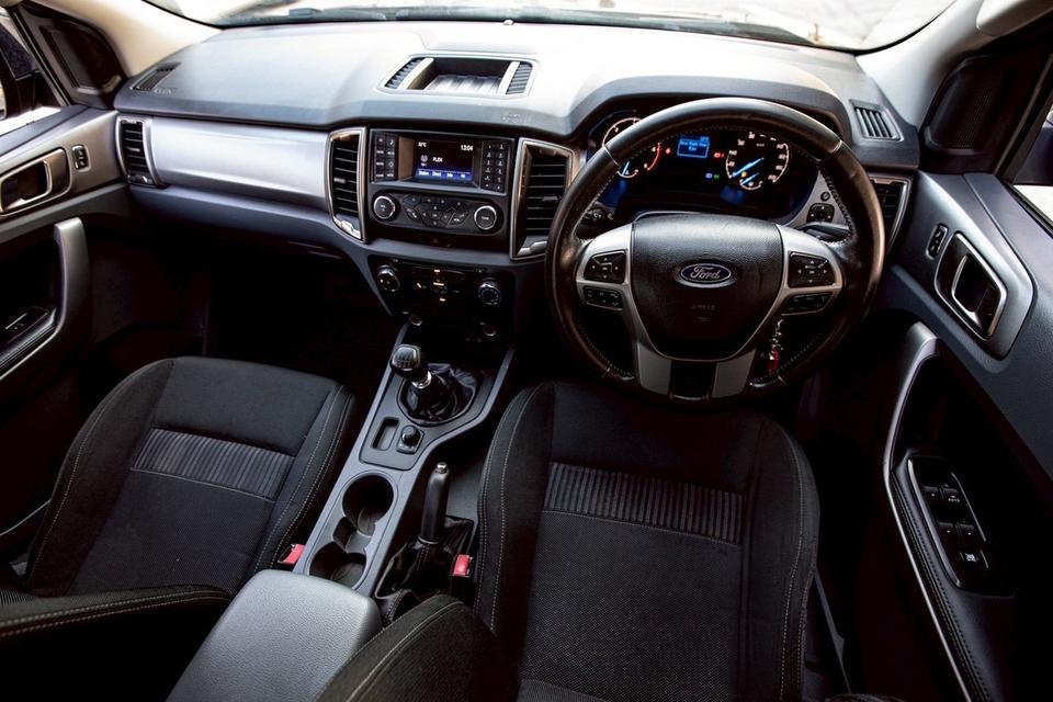 Ford Ranger 2.2  Hi-Lander Double Cab 4x4 เกียร์ ธรรมดา ปี2017 รูปที่ 7