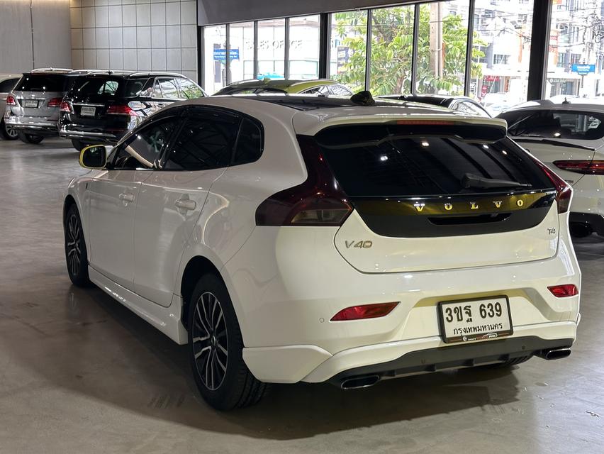 Volvo V40 T4 2.0 Turbo 2017 รูปที่ 11
