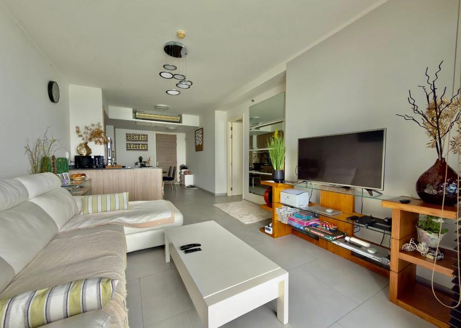 Beach front condoZIRE WONGAMAT Pattaya 3