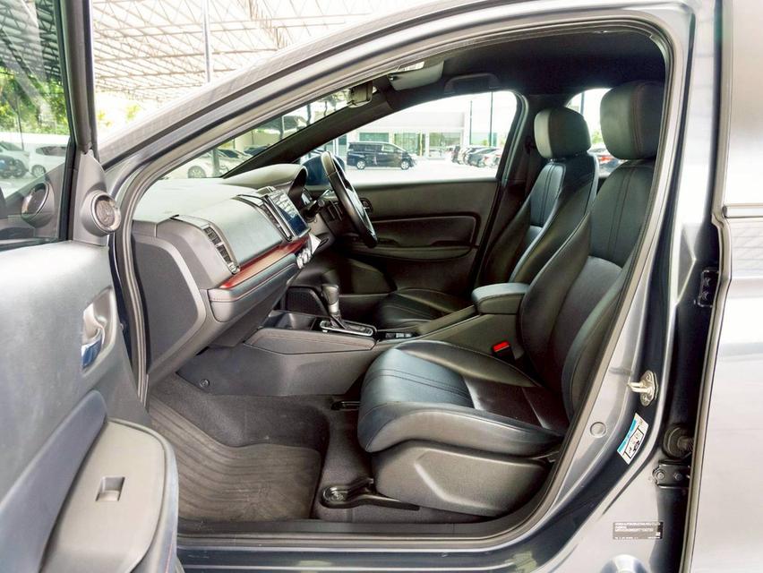 Honda city 1.5 e:Hev RS ปี2023 13