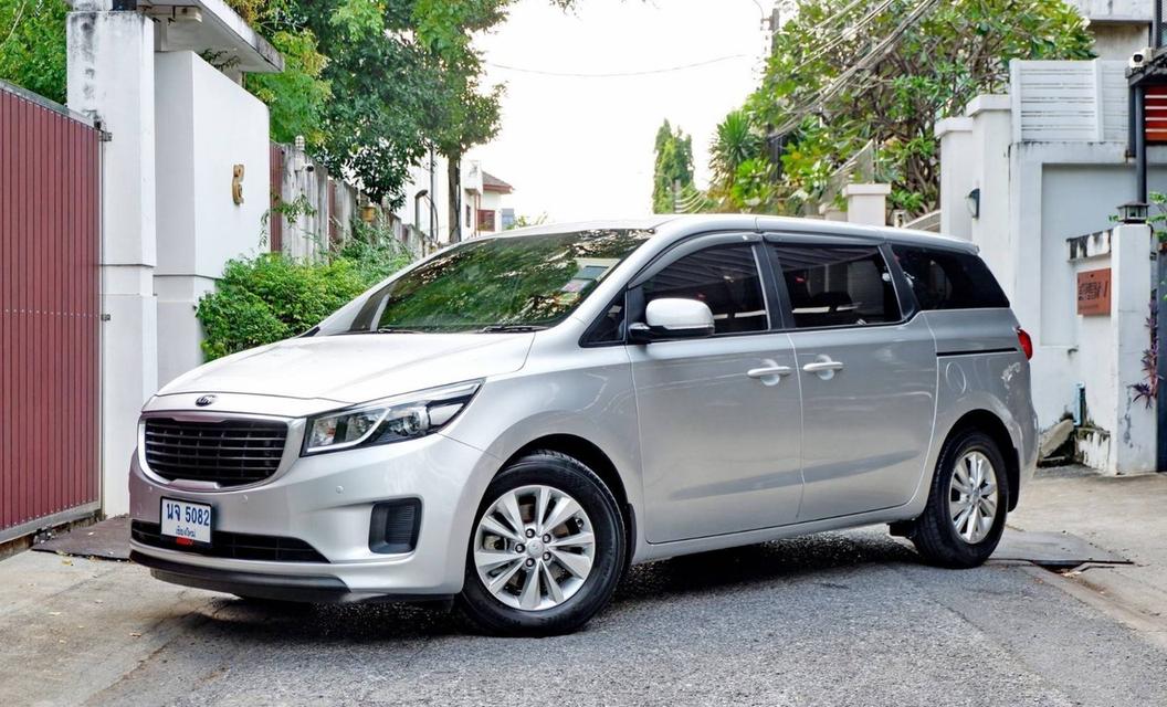 Kia Grand Carnival 2.2L LX 2014 #รถสวยจัดประวัติชัดเจน #ไมล์น้อยสุดในตลาด 3