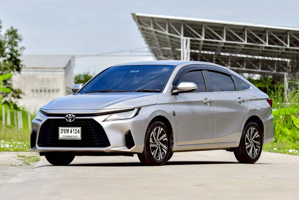 Toyota Yaris Ativ 1.2Premium Sport ปี23