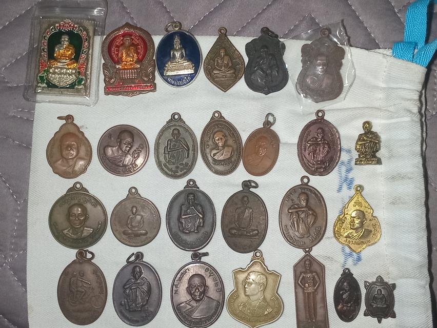 เหมารวมเหรียญพระเครื่อง