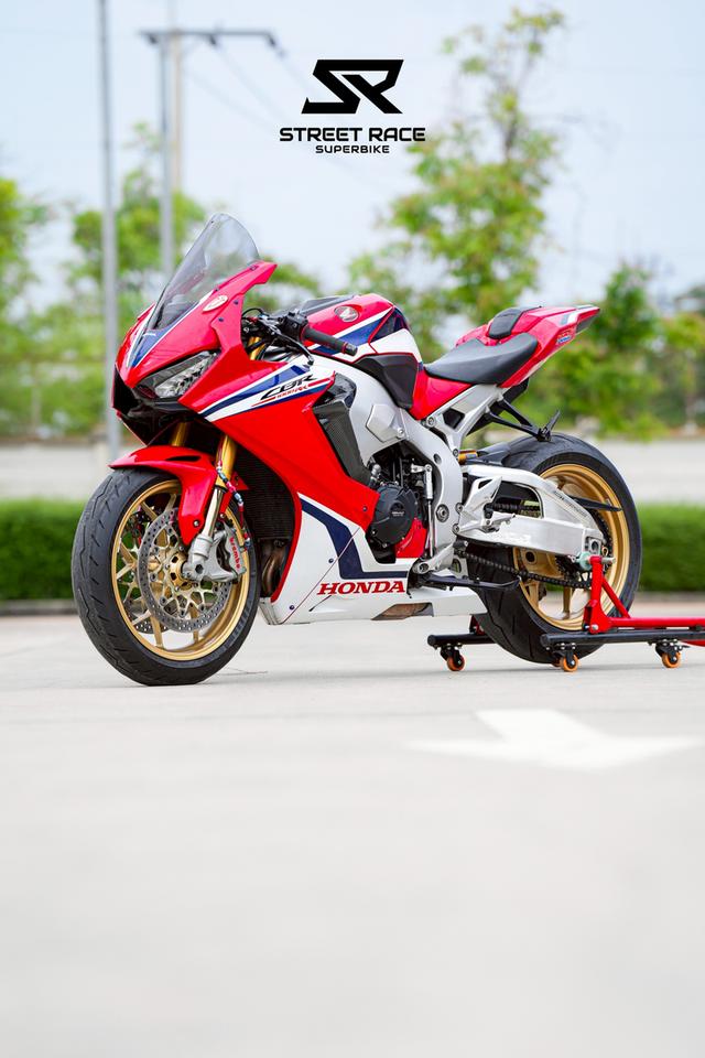 2018 Honda cbr1000rr sp -fully loaded with premium mods! 16
