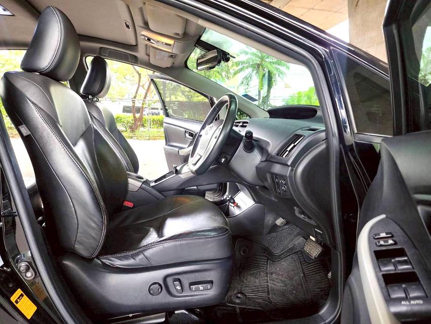 ขายรถ Toyota Prius 1.8 Hybrid ปี 2012 สีดำ เกียร์ออโต้ 9