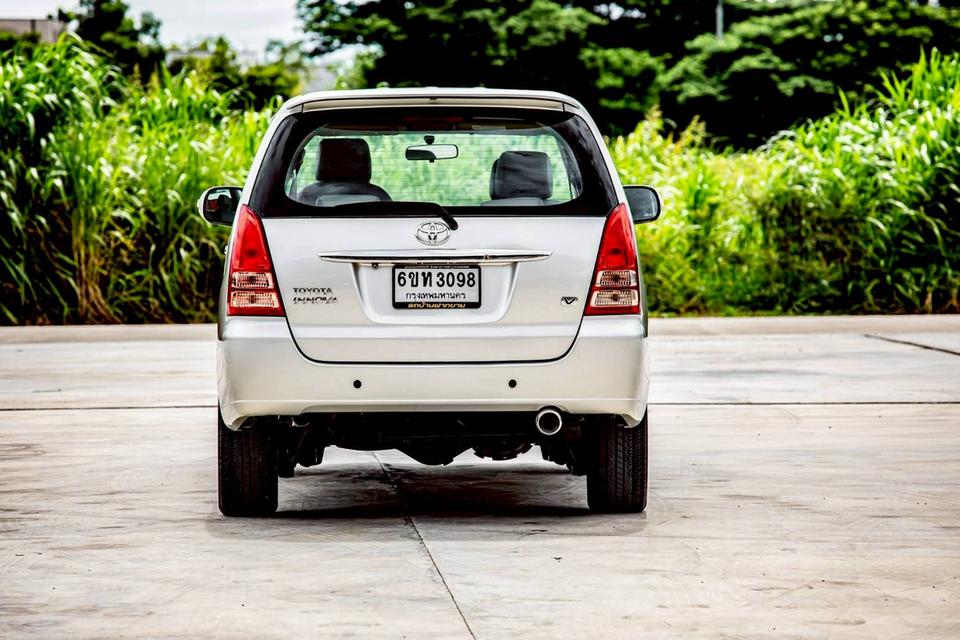 Toyota INNOVA 2.0V เกียร์ Auto 7 ที่นั่ง ปี 2005 สีน้ำตาล 5