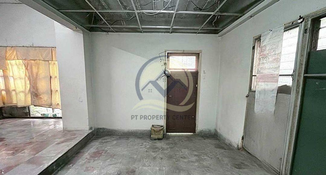 โครงการสรานนท์ ทาวน์โฮม 2.5 ชั้น ลาดพร้าว 101 ซอย 50 ขายตามสภาพ เหมาะสำหรับรีโนเวท ต่อรองได้ ทำเลโซนลาดพร้าว 4