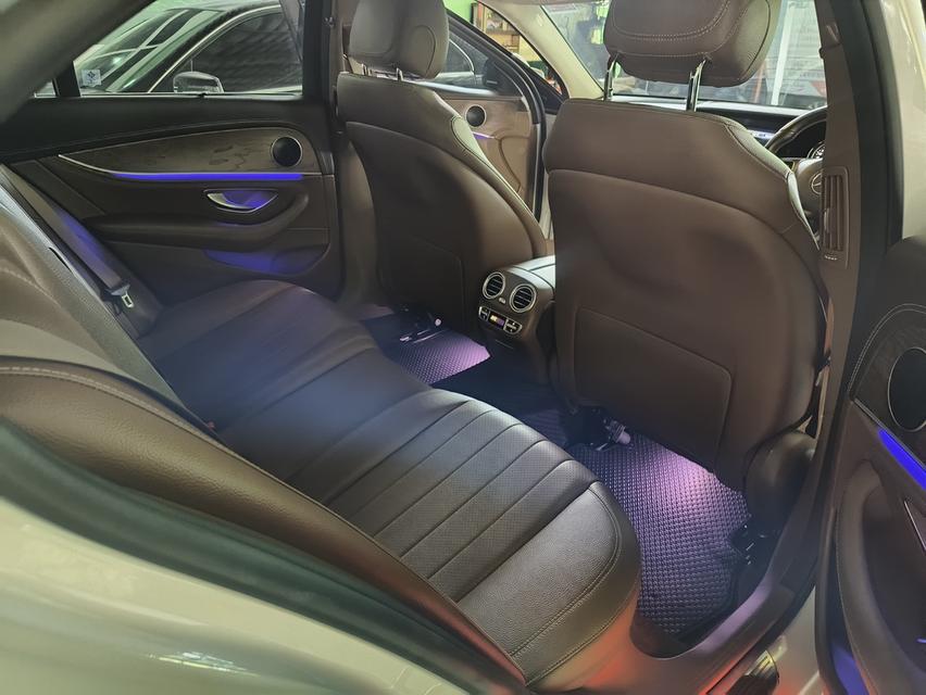 BENZ E220d Exclusive (ดีเซล) ปี 2017 ไมล์แค่ 56,000 กม.แท้ (ออกรถ กค.2017) 11