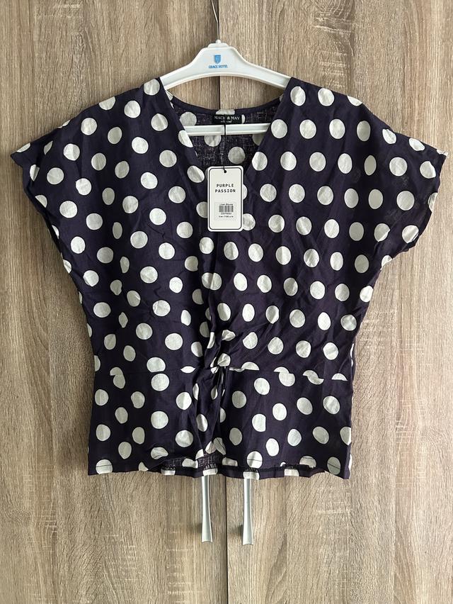 เสื้อมือสอง Linen Blouse(ยังไม่ได้ใช้งาน)