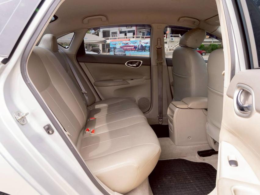 NISSAN SYLPHY 1.6E 2012 จด 2013 13
