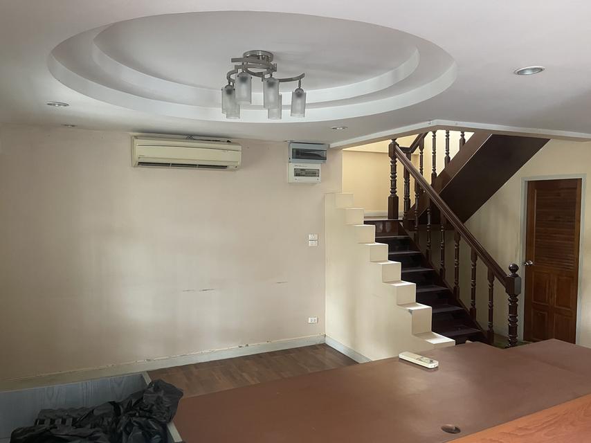 ขาย บ้านเดี่ยว หมู่บ้านสัมมากรมีนบุรี 5.7 ล้านบาท (ราคาคุยกันได้) 6