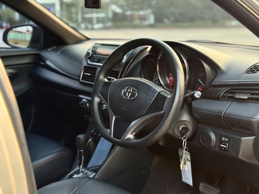 TOYOTA NEW YARIS  1.2E Y 2015 12