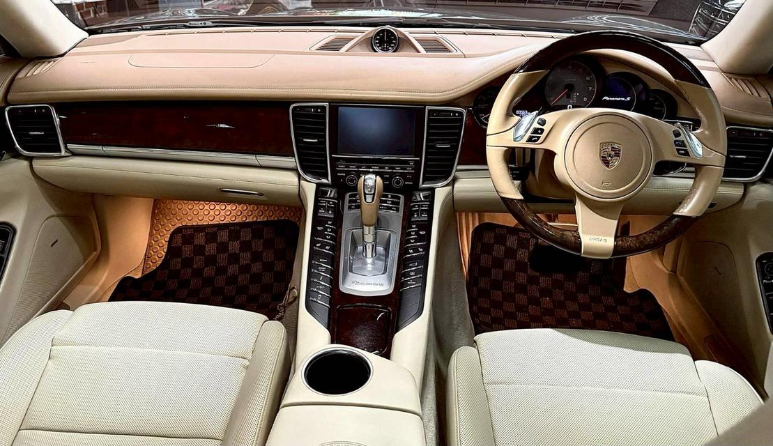 Porsche Panamera S Hybrid ปี 2012 จด 2013 วิ่ง 83,xxx km รูปที่ 7