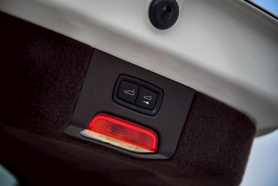 รหัสรถ CBL6721 Porsche Cayenne S 3.0 Hybrid AT 2013 6