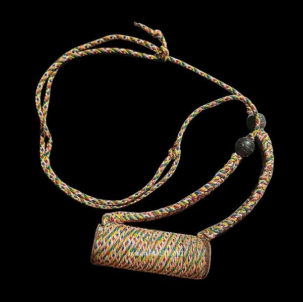 สร้อยไหม 7 สีตะกรุดปลอกลูกปืน พระอาจารย์แดง วัดไร่บางตาวา จ.ปัตตานี