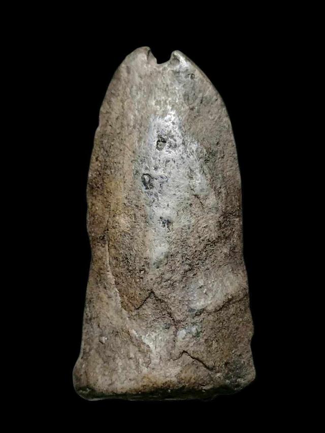 พระรอด 2