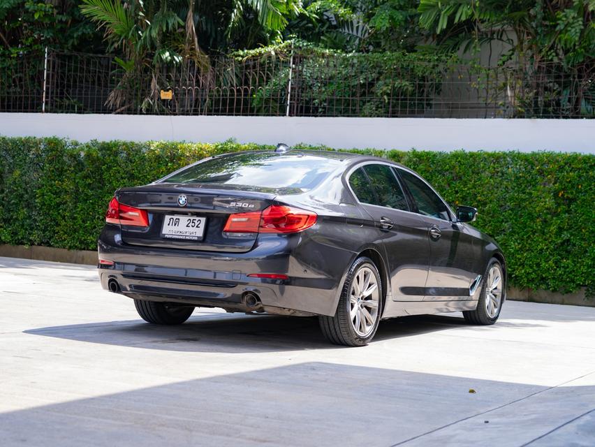 BMW 530e 2.0 G30 Elite Sedan	2019 รูปที่ 6