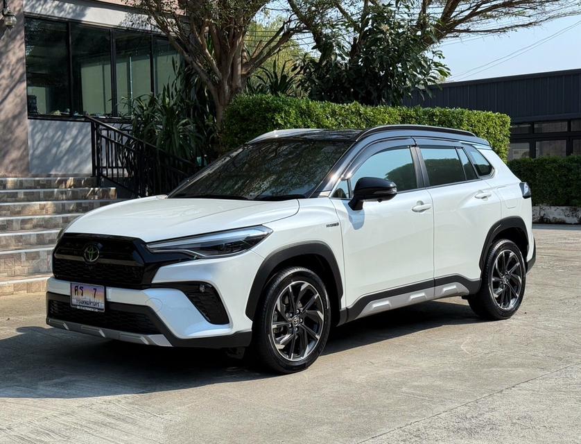 2023 TOYOTA CROSS GR SPORT รถมือเดียวออกป้ายแดง สภาพป้ายแดง รถวิ่งน้อย เข้าศูนย์ทุกระยะ ไม่เคยมีอุบัติเหตุครับ 4