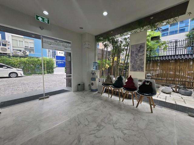 รหัสC6829 ให้เช่าอาคารสำนักงาน 8ชั้น มีลิฟท์ ย่านถนนศรีนคริทร์ สุขุมวิท101/1 ที่จอดรถหลายคัน 6