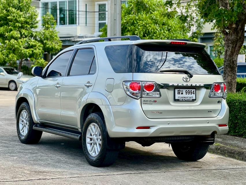 TOYOTA Fortuner 3.0V 4WD เครื่องยนต์: ดีเซล เกียร์:AT ปี: 2012 สี:เทา ไมล์ 15x,xxx km. รูปย่อยที่ 4