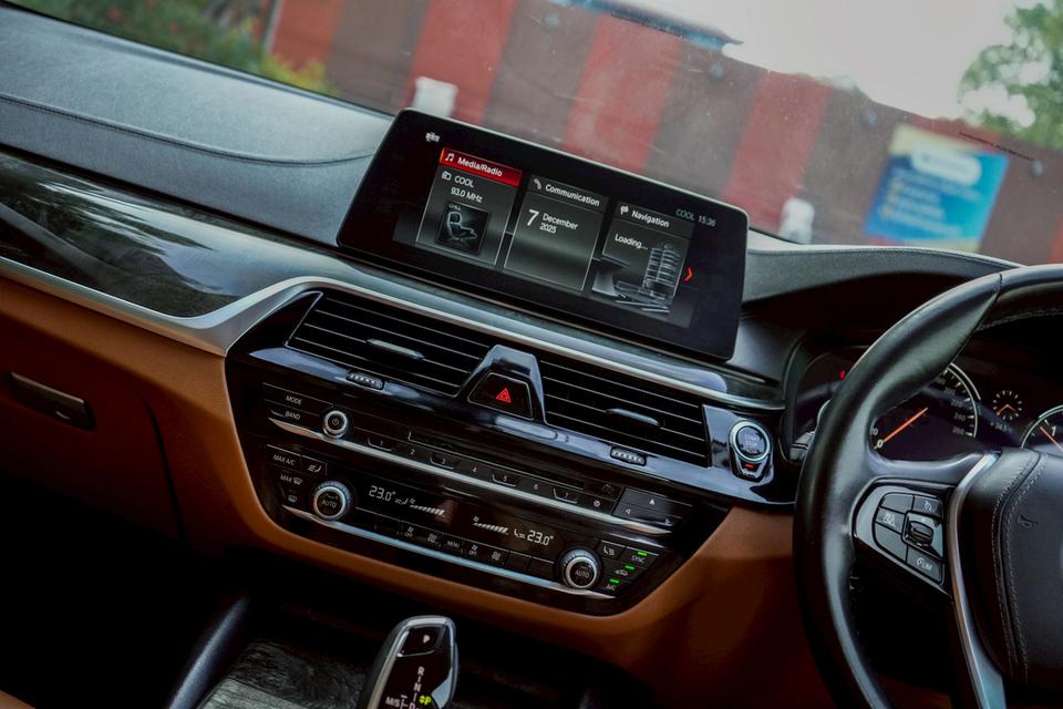 รหัสรถ CBL2364 BMW 520d Sport G30 AT 2018 16