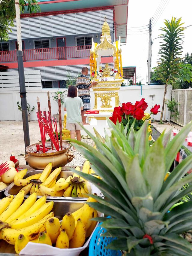 รับจัดพิธี ทำพิธีไหว้ศาลพระพรหม 4