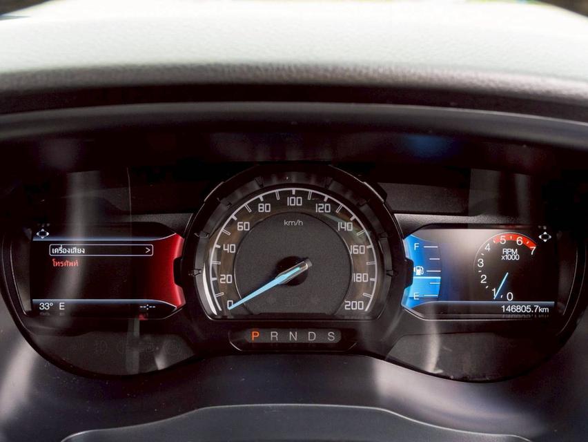ขาย Ford Everest 2.0 Titanium ปี20 8