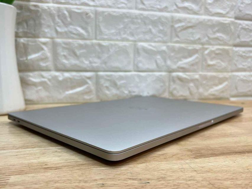 มือ2 MacBook Pro 16-inch,2019 Four Thunderbolt 3 ports 8-Core Intel Core i9 Ram16GB SSD1TB Silver 5