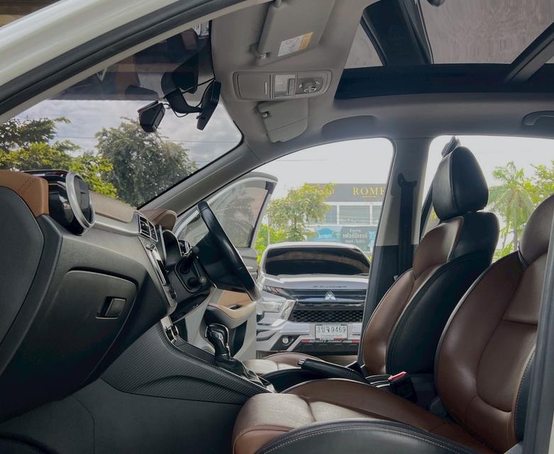 MG ZS 1.5 X Sunroof ปี 2018  6