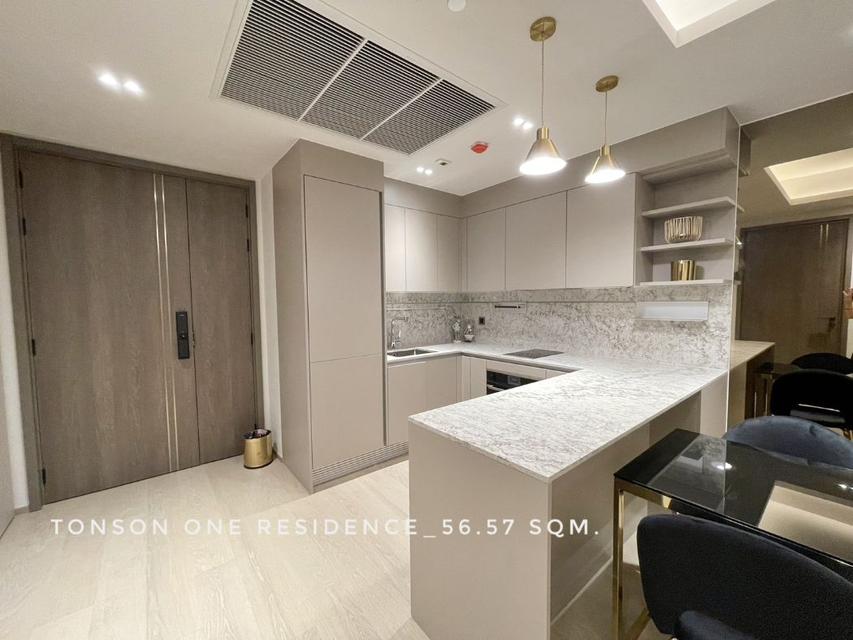 ให้เช่า คอนโด luxury 1 bedroom with private lift hall Tonson One Residence : ต้นสน วัน เรสซิเดนซ์ 56 ตรม. near Central E 5