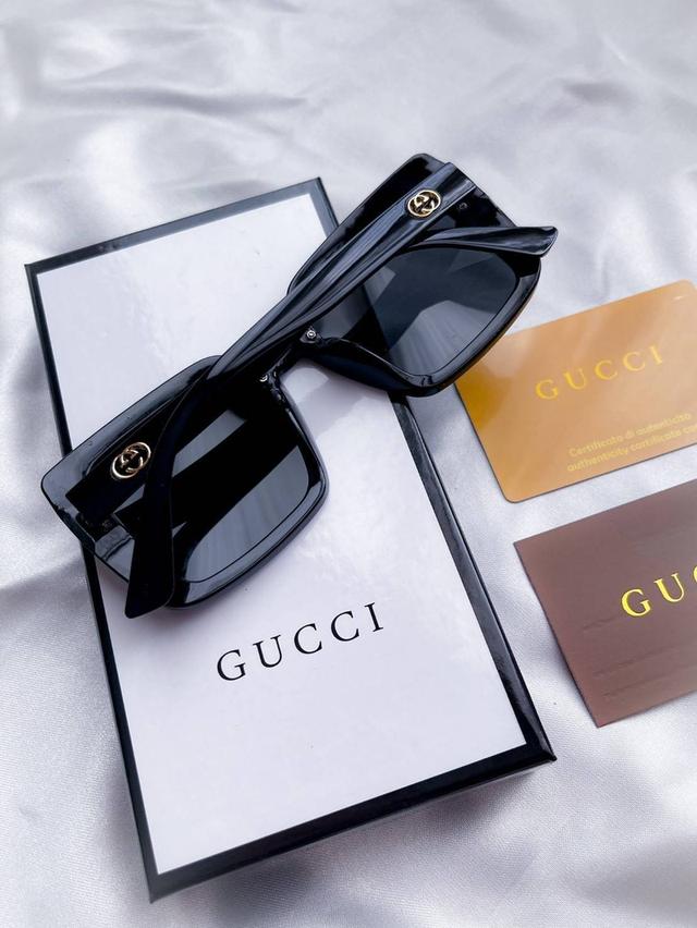 แว่นกันแดดGucci 6