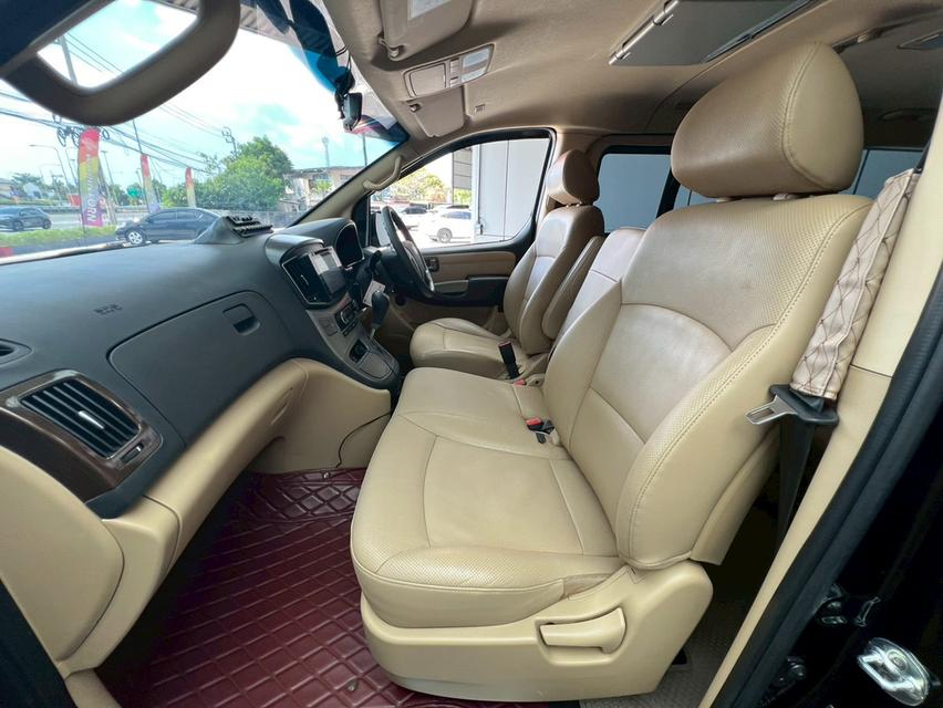 ปี 2018 HYUNDAI H1, ELITE โฉม ปี18-ปัจจุบันสีดำ เกียร์ออโต้ เครื่องดีเซล มือเดียวป้ายแดง รูปที่ 12