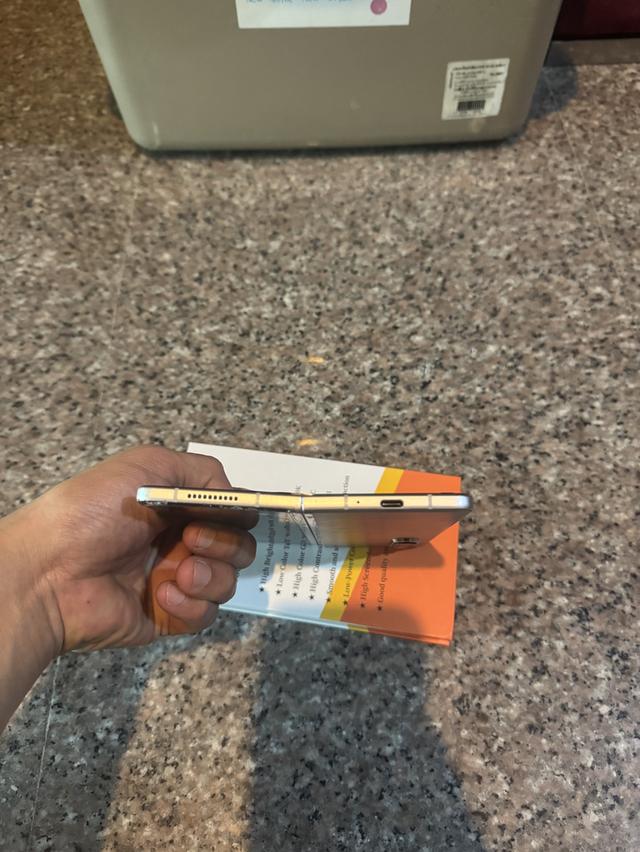 ขายๆๆๆถูกSamsungFold3 สีใหม่Begin 256กิ๊กRam12สูนTrueสภาพสวยการใช้งานดีเยี่ยมทุกๆฟังชั่นเครื่องรีสโตได้ตลอดไม่มีติดแอคเค้าใดๆคับ  สภาพ: 90% สวยๆคับ 4