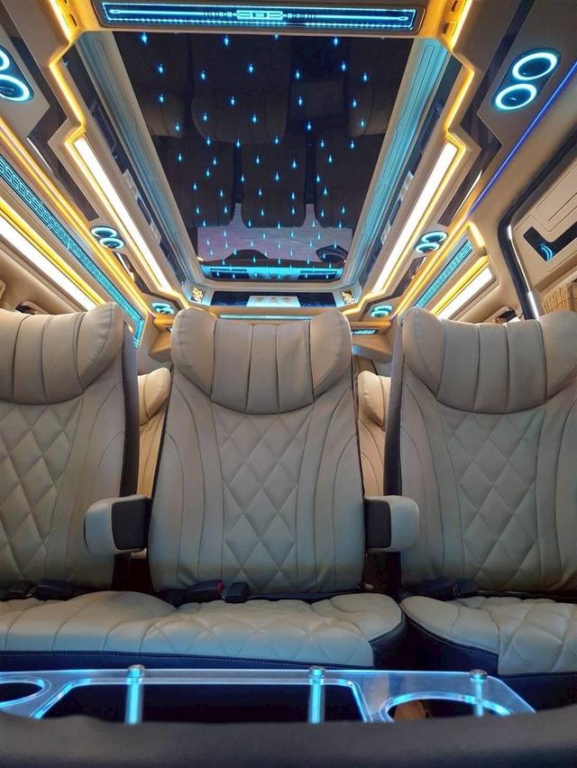 Toyota Commuter 3.0D4D 📝 ปี2015